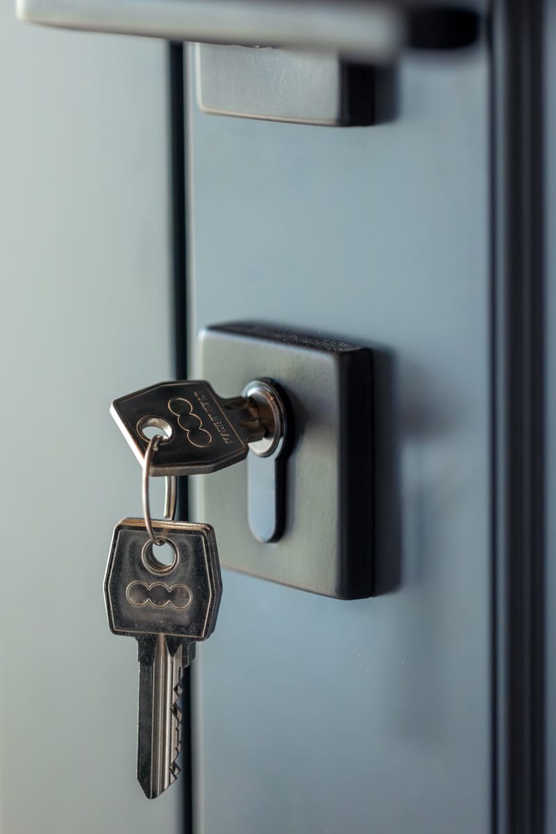 keys cylinder vertical profile modern hardware